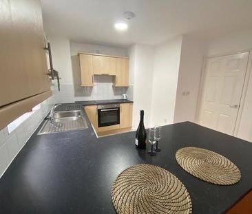 2 bedroom flat to rent - Photo 6