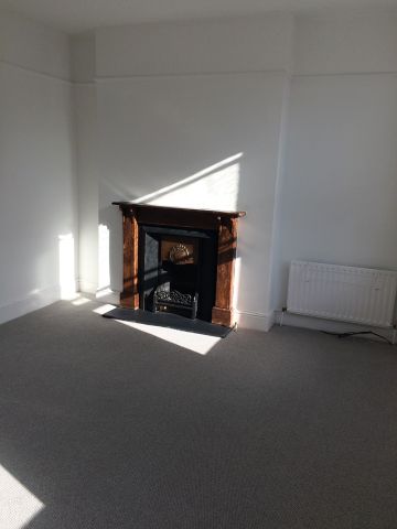1 Bed Flat, Ramsden Road, SW12 - Photo 5
