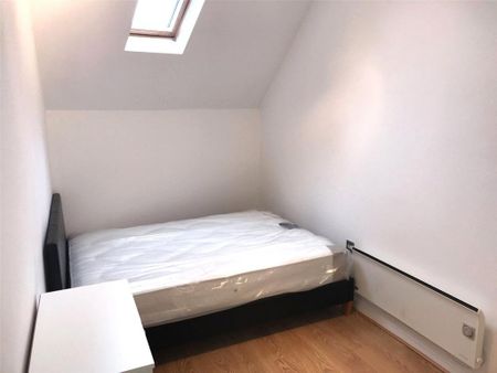 2 bedroom apartment to rent - Photo 3