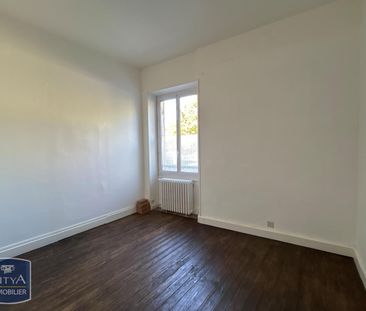 Location Appartement 4 pièces 86m² PERIGUEUX 24000 - Photo 2