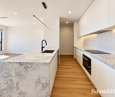 Modern Family Living in the Heart of Donnybrook - Photo 6