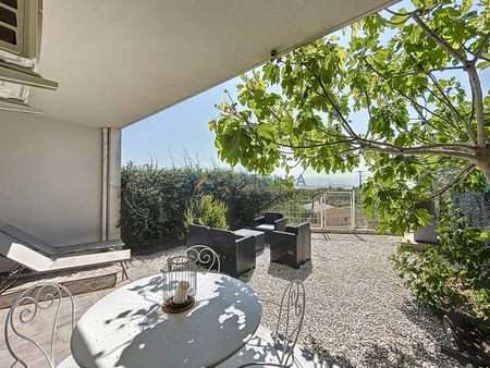 Location T2 Meublé avec Jardin Privatif à Afa, - Photo 2