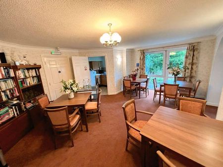 2 bedroom retirement property to rent - Photo 5