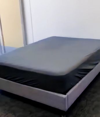 1 bed 1 bath - Photo 1