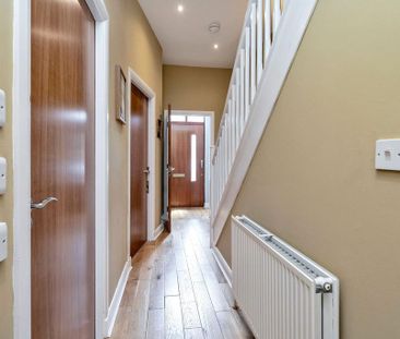 3 bedroom terraced house to rent - Photo 6