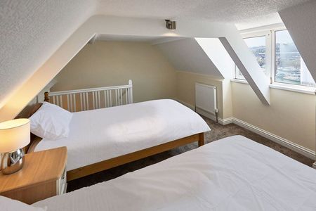 Church Street - Photo 5