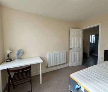 Room in a Shared Flat, Filton Avenue, BS7 - Photo 4
