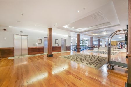 4.5 Star Hotel, Top Floor Fully Furnished Apartment - Photo 5