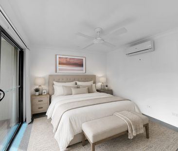 BEAUTIFULLY PRESENTED 3 BEDROOM TOWNHOUSE - Photo 2