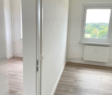 FLÄCHE! 7-8 Zimmer, 5. Geschoss / KEIN Aufzug - Photo 2