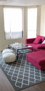 811 Helmcken St. Vancouver BC Canada - - Photo 3