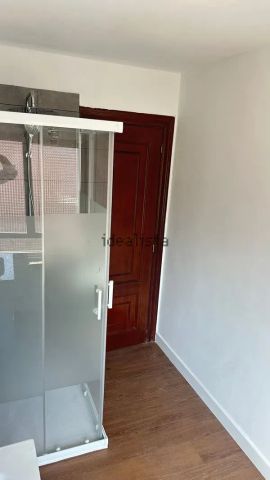 Alquiler de piso en Calle San Xuan Bautista de la Salle, 7 - Photo 2