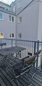 3er WG Studenten - DACHGESCHOSSWOHNUNG MIT 3 TERRASSEN - IDEAL ALS 3ER-WG SOFORT BEZIEHBAR - Foto 2