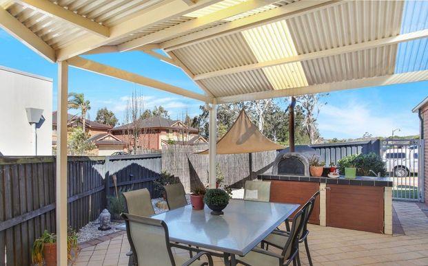 Peaceful Family Haven with Space, Comfort and Scenic Surroundings! - Photo 1