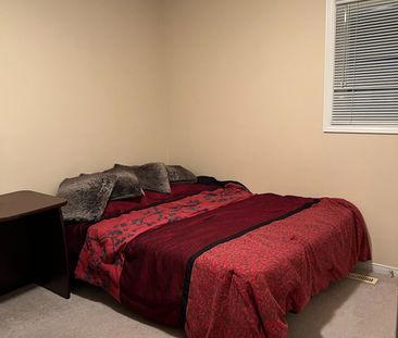 For Lease - 3408 Water Lily Court, Mississauga, Ontario - Photo 3