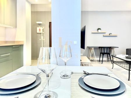 Przestronne mieszkanie w Centrum | Garaż | Klima - Фото 5