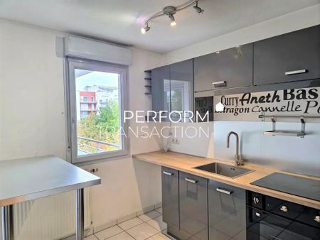 T2 avec balcon + garage - Chauffage et eaux compris dans les charges - Photo 2