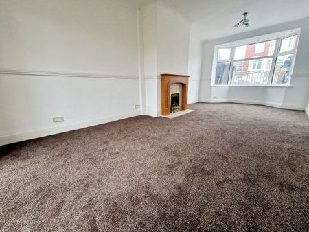 23, Heaning Avenue, Blackburn - Photo 4