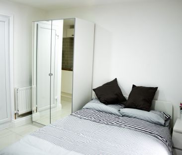 Flat 21, Samara Plaza, LS2 9DU, Leeds - Photo 2