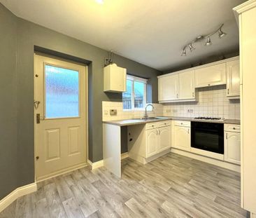 2 bedroom terraced house to rent - Photo 5