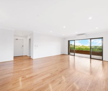 Modern Three-Bedroom Apartment in Prime Lane Cove Location - Photo 1