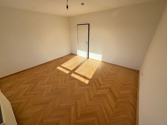 Helle, frisch sanierte 3-Zimmer-Wohnung (ca. 61 m²) inkl. moderner Einbauküche & Parkplatz - Photo 1