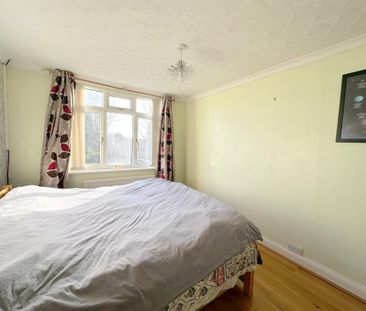 4 bedroom semi-detached house to rent - Photo 6
