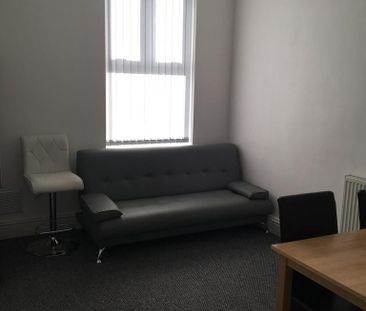 5 bedroom house share to rent - Photo 1