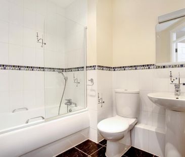 2 bedroom apartment to rent - Photo 5