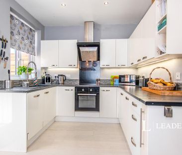 2 bedroom terraced house to rent - Photo 1