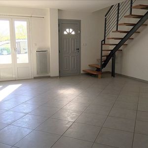 House - Photo 2