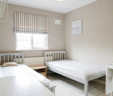 Phibsborough Road, Dublin - Photo 4