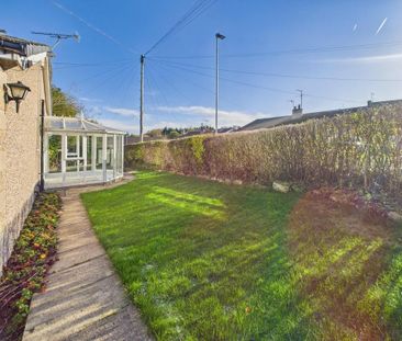 2 bedroom semi-detached bungalow to rent - Photo 2