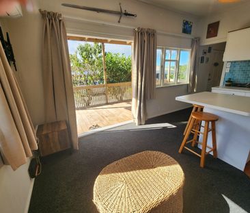 Furnished One bedroom unit in Regent - Photo 5