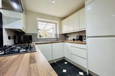 Bakewell Close, Derby, Mickleover - Photo 3