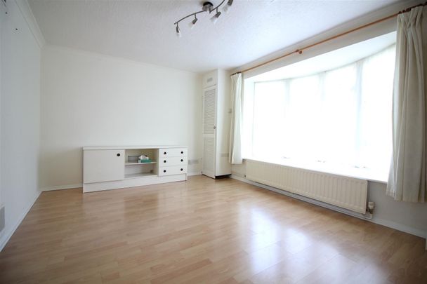 Wordsworth Way, West Drayton - Photo 1