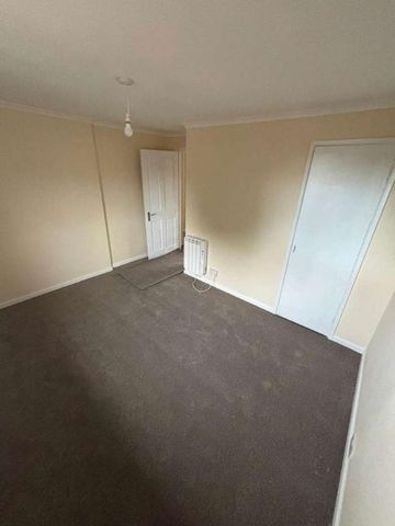 Greenway, Eastbourne, BN20 - Photo 2