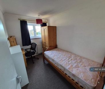 3 bedroom terraced house to rent - Photo 4