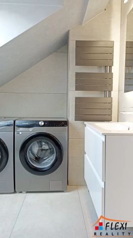 Pronájem nadstandartního podkrovního bytu 2+kk/65 m - Photo 3