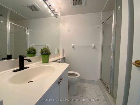 For Lease - 68 Corporate Drive Unit# 3329, Toronto, Ontario - Photo 2