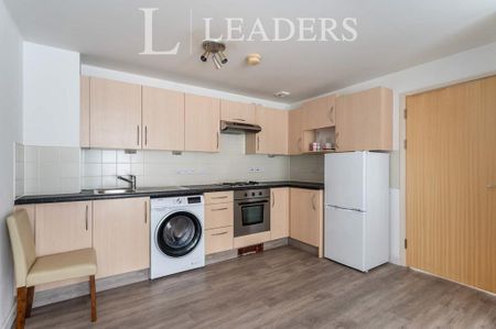 2 bedroom apartment to rent - Photo 5
