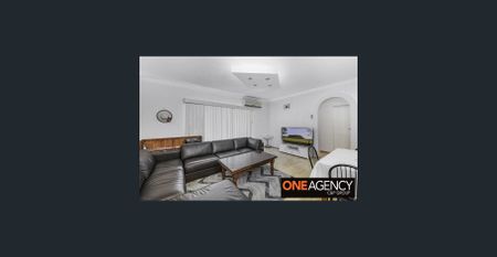 Perfect location - Photo 2