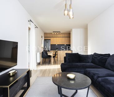 Eleganckie mieszkanie z dużym balkonem | Ceglana - Photo 3