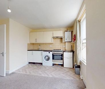 1 bedroom flat to rent - Photo 6