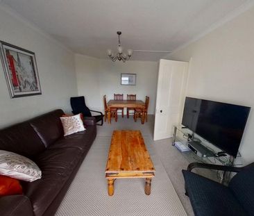 2 bedroom semi-detached house to rent - Photo 3