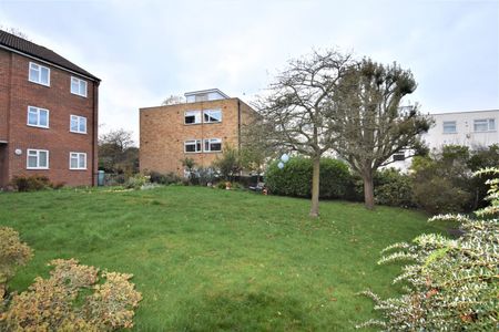 Maisonette to rent - Taylors Close, Sidcup, DA14 - Photo 4