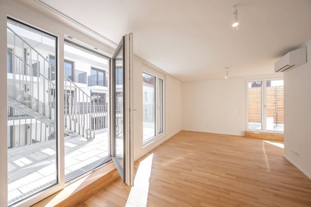 ASG IV-Qualitatives Wohnen in urbaner Lage: hochwertiger 2-Zimmer Dachgeschoss-ERSTBEZUG mit 4 Terrassen! Provisionsfrei - Photo 1