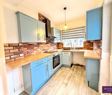 2 bed Terraced - To Let - Photo 4