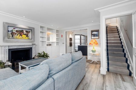 Kenway Road, London, SW5 - Photo 2