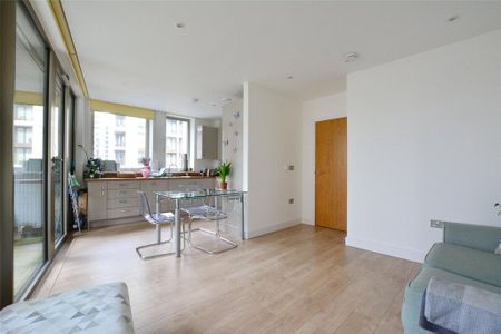 2 bedroom apartment to rent - Photo 5
